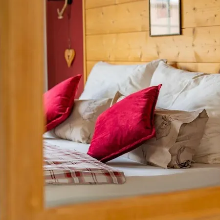 With 3 Bedrooms Ferienhaus